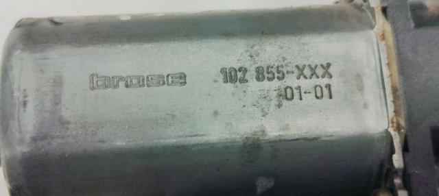 VAG 0130821775 Motor del elevalunas de la puerta delantera izquierda  comprar en Murcia