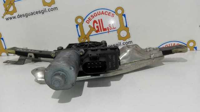 VAG 0130821785 Motor del elevalunas de la puerta trasera derecha comprar Barcelona
