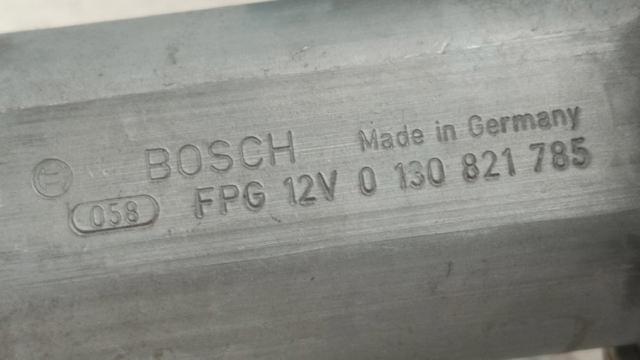 VAG 0130821785 Motor del elevalunas de la puerta trasera derecha  comprar en Albacete