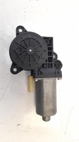 0130821938 Motor del elevalunas de la puerta delantera izquierda  disponible Málaga