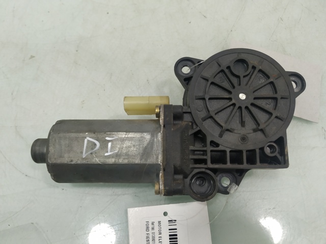 0130821938 Motor del elevalunas eléctrico  en stock Granada