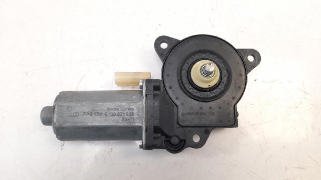 0130821939 FORD Motor del elevalunas de la puerta delantera derecha  disponible Alicante