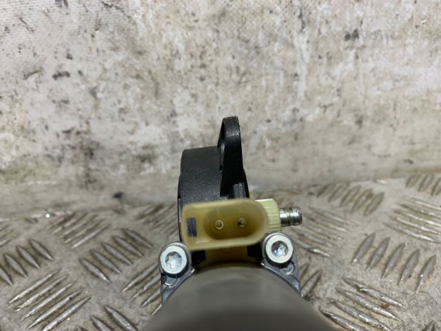 0130821939 Ford