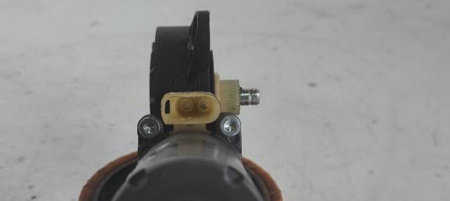 FORD 0130821939 Motor del elevalunas de la puerta delantera derecha  comprar en Ponferrada