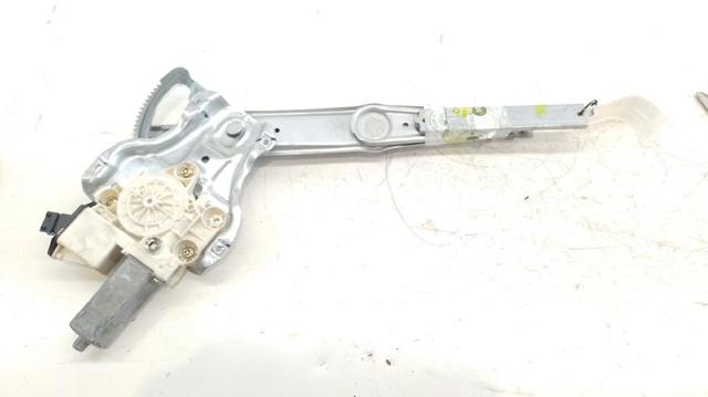 0130822031 TOYOTA Mecanismo de elevalunas de la puerta trasera derecha  en stock Córdoba
