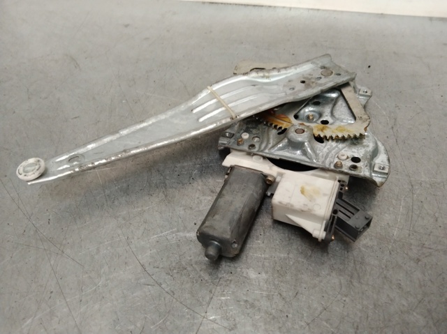 TOYOTA 0130822031 Mecanismo de elevalunas de la puerta trasera derecha  disponible España