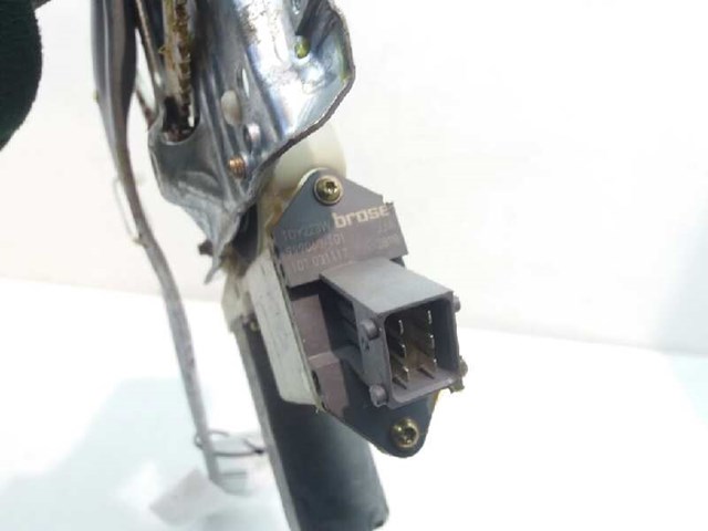 TOYOTA 0130822031 Mecanismo de elevalunas de la puerta trasera derecha  en stock Terrassa
