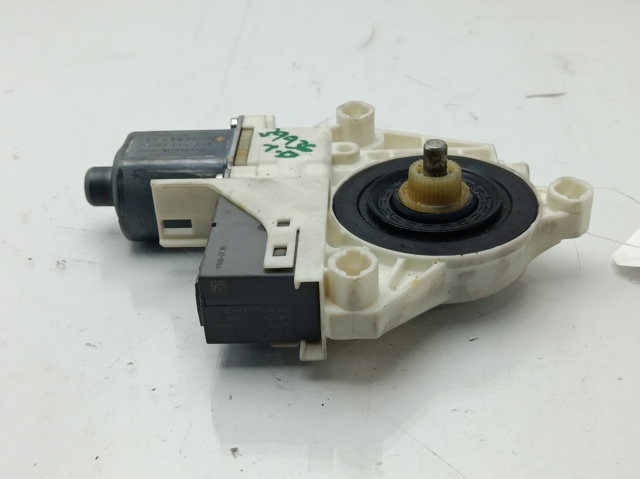 PEUGEOT 0130822200 Motor del elevalunas eléctrico comprar Tarragona