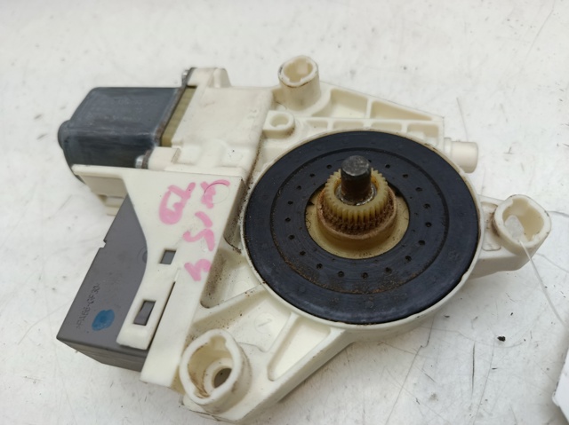 PEUGEOT 0130822200 Motor del elevalunas eléctrico comprar Barcelona