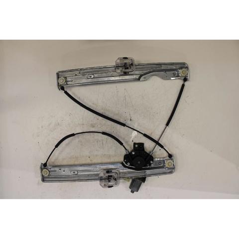 0130822733 FORD Motor del elevalunas de la puerta delantera derecha  en stock Huelva