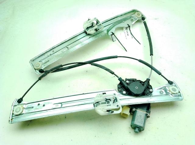0130822733 Motor del elevalunas de la puerta delantera derecha  en stock Castellón