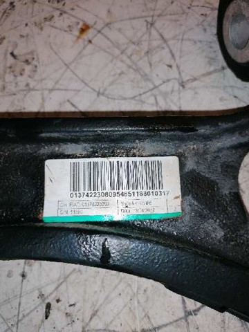 PEUGEOT 01374223080 Brazo inferior izquierdo de la suspensión delantera  en stock Terrassa