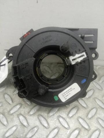 01404015 BMW