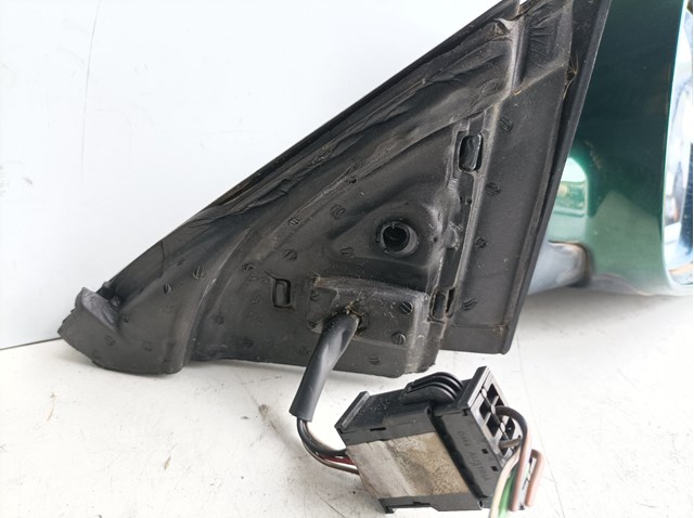 014743 VAG Espejo retrovisor derecho  comprar en Oviedo