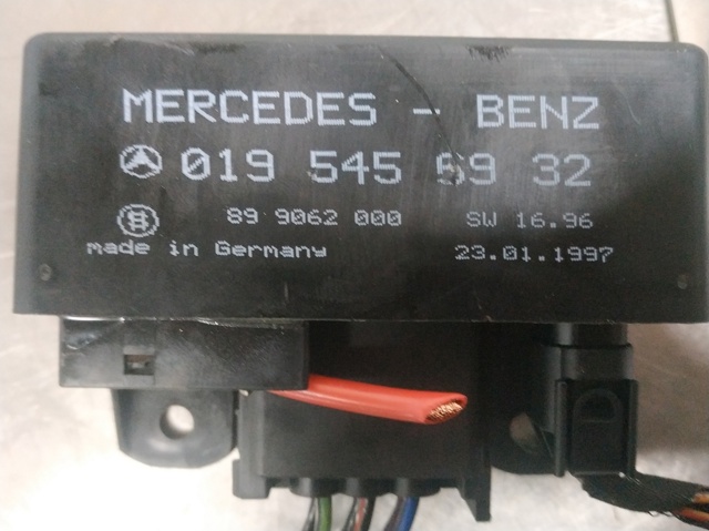 0195456932 MERCEDES Relé de bujía de precalentamiento  comprar en Lleida