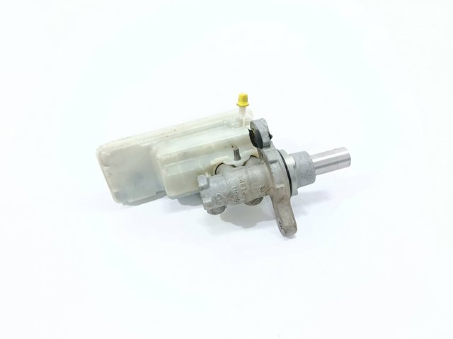 RENAULT 0204051558 Cilindro principal de freno  disponible España