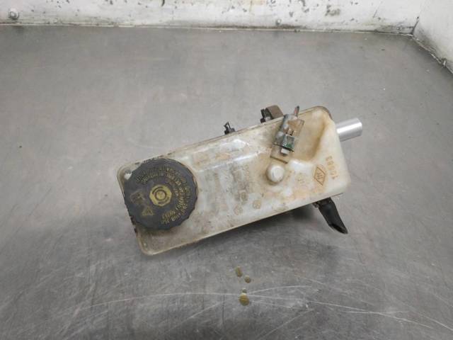 RENAULT 0204051558 Cilindro principal de freno  comprar en Albacete