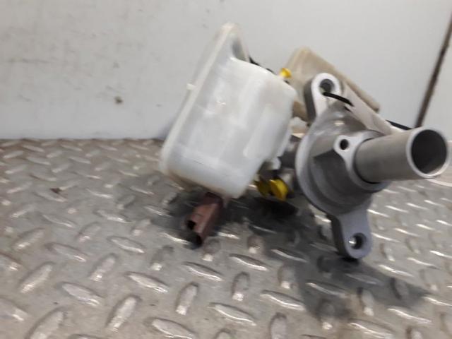 0204254242 Cilindro principal de freno  comprar en Reus