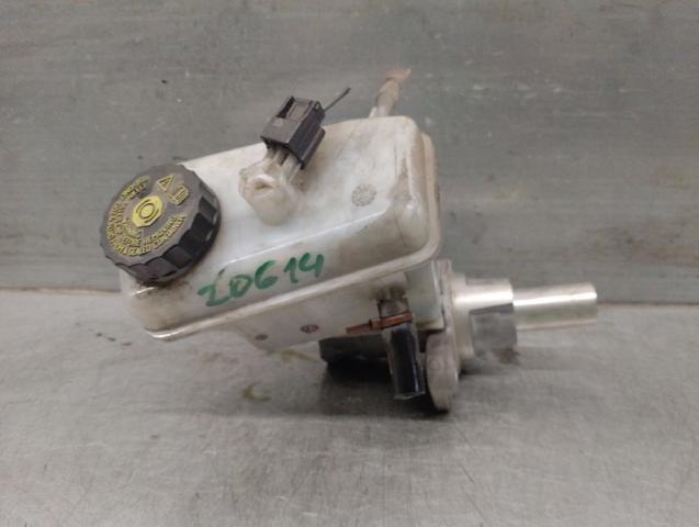0204Y21951 Cilindro principal de freno  disponible Málaga