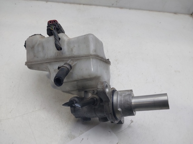 Cilindro principal de freno para Ford Transit  (V347/8)