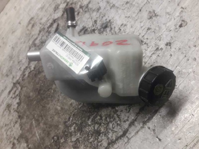 FORD 0204Y24132 Cilindro principal de freno  comprar en Ponferrada