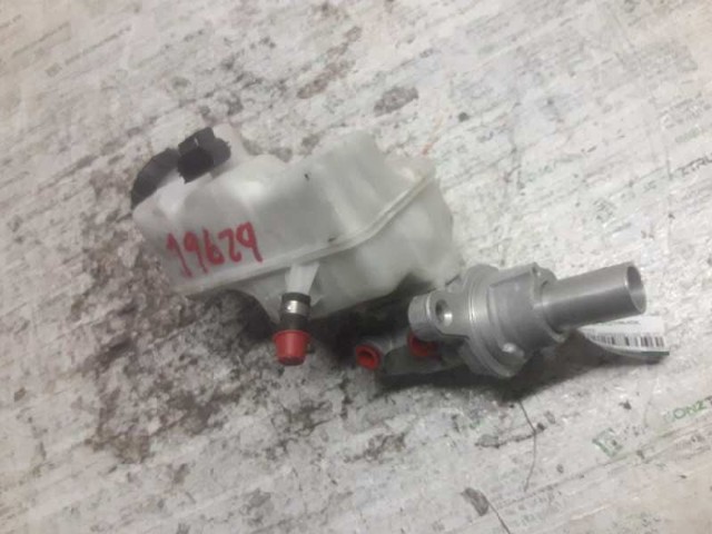 0204Y24132 FORD Cilindro maestro de frenos comprar Madrid