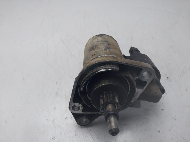 VAG 020911023A Motor de arranque  disponible España