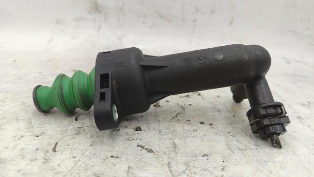VAG 021911023 Motor de arranque  en stock Salamanca