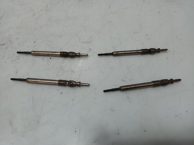 0250603006 BMW Bujía de precalentamiento  en stock Huelva