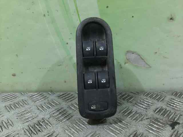 025330 Renault (RVI)