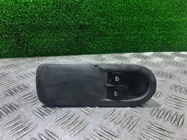 025330 RENAULT  en stock Huelva