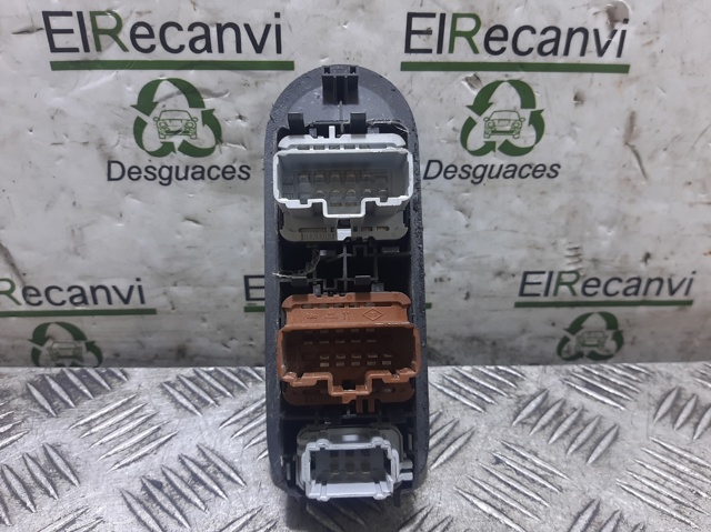 025330 Renault (RVI)