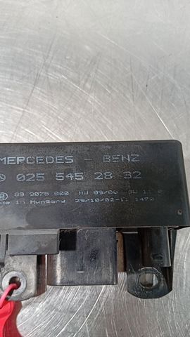 0255452832 MERCEDES Relé de bujías de precalentamiento  comprar en Oviedo