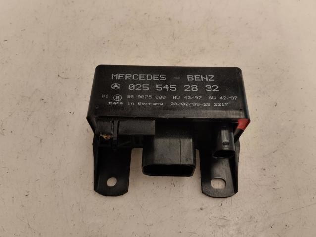 0255452832 Relé de bujía de precalentamiento  disponible Burgos