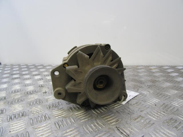 Alternador del motor 026903015B VAG