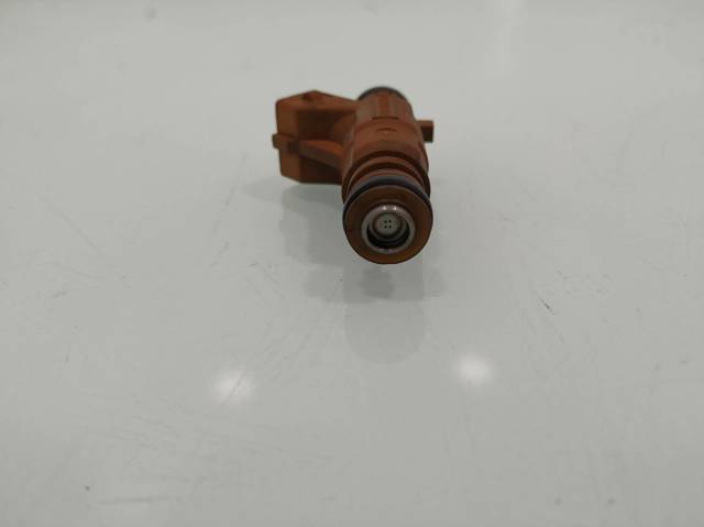 Inyector de combustible 0280156023 GM
