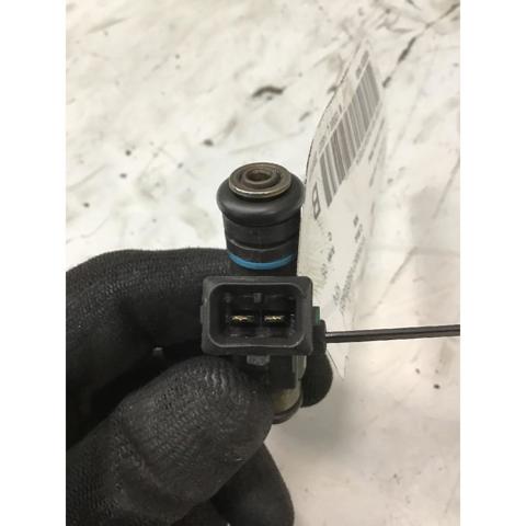 Inyector de combustible Peugeot 205 2 20A, C