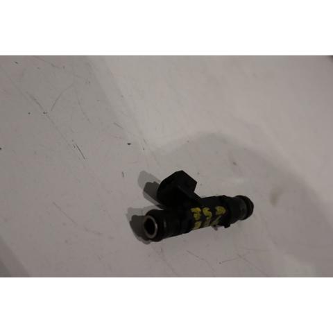 Inyector de combustible Opel Astra F69