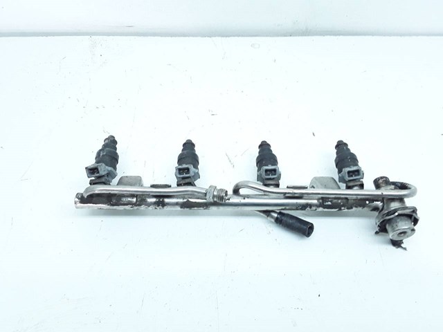 Regulador de presión de combustible, rampa de inyectores Audi A4 8EC