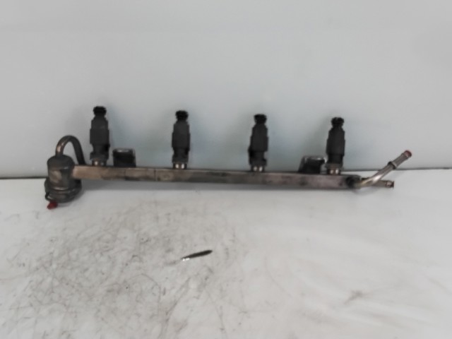 Regulador de presión de combustible, rampa de inyectores Volkswagen Passat 3A5, 351, 315