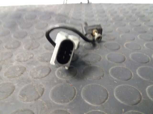 0281002477 BMW