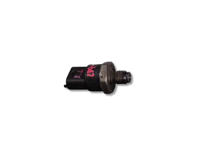 Precio del repuesto Sensor de la presión del combustible Megane I hatchback