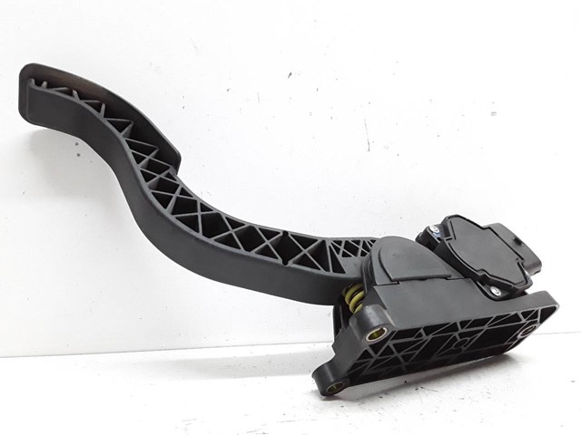 0281002541 Pedal del acelerador  disponible Utrera