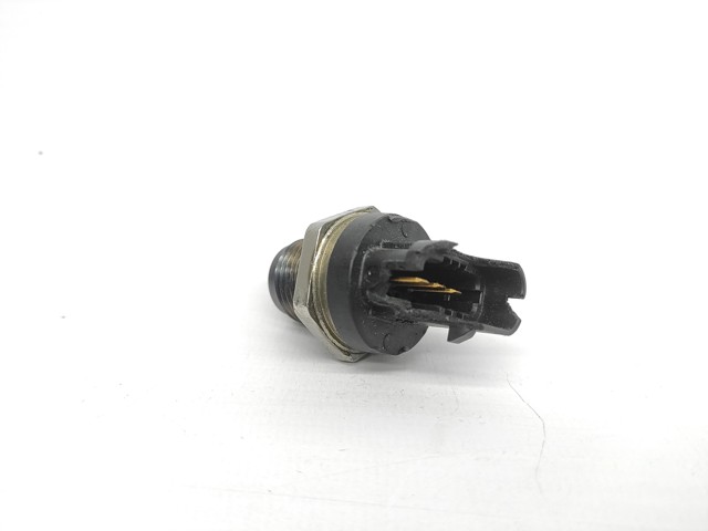 Sensor de presión de combustible Opel Insignia G09