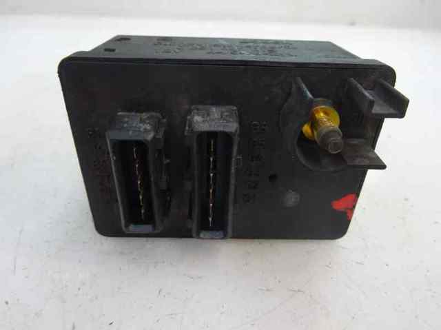 Relé de bujía de precalentamiento 0281003018 BOSCH