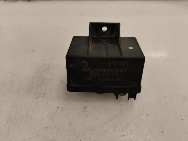 0281003018 Relé de los calentadores comprar Sevilla