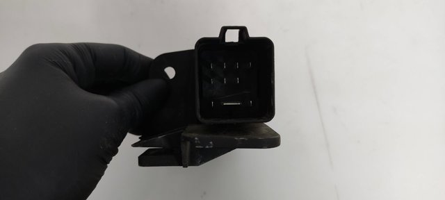 Relé de bujía de precalentamiento Volvo XC90