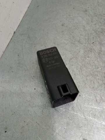 Caja precalentamiento bujias 0281003038 VAG