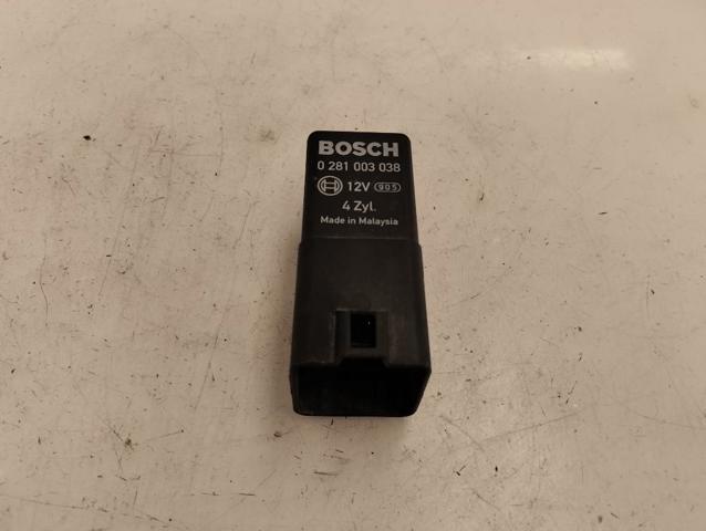 Relé de bujías incandescentes 0281003038 VAG