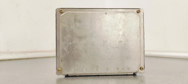 0281010205 Unidad de control del motor (ECU)  comprar en Reus